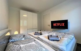 Moselpromenade Villa Moselufer, Panorama & Burg Cochem Blick, Netflix, Balkon